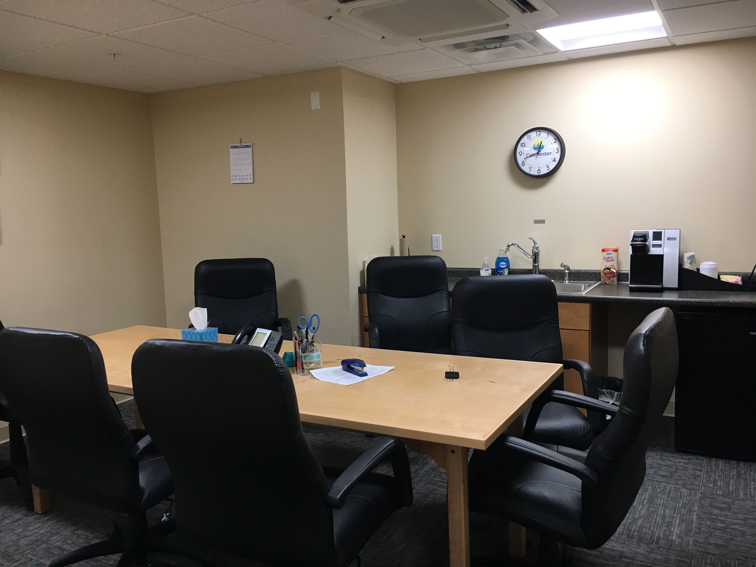 Inner Bay Room